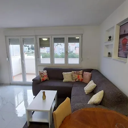 Iva Apartmán